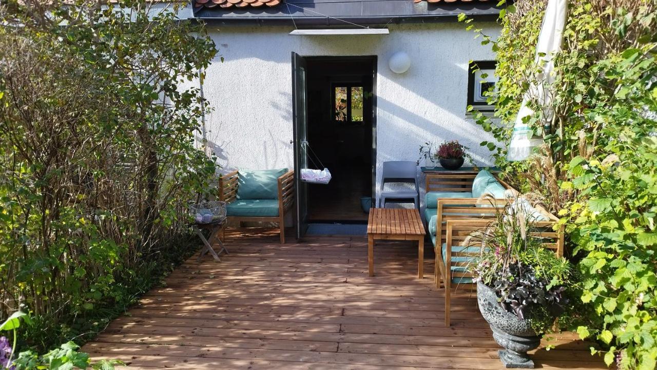 Atelier & Gardenhouse Glamping Munique Exterior foto
